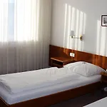 La Taverna 3*