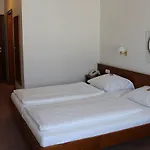 La Taverna Hotel