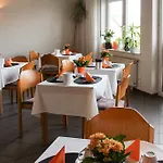 Hotel La Taverna Rosbach vor der Hohe