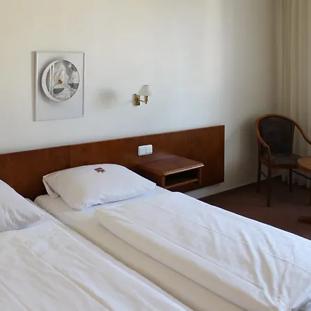 La Taverna 3* Rosbach vor der Höhe