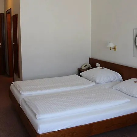 La Taverna Hotel