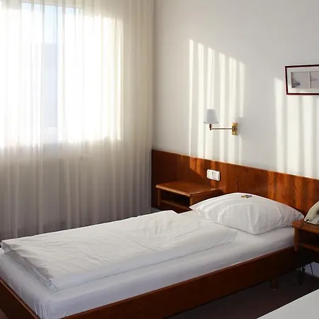 La Taverna 3* Rosbach vor der Höhe